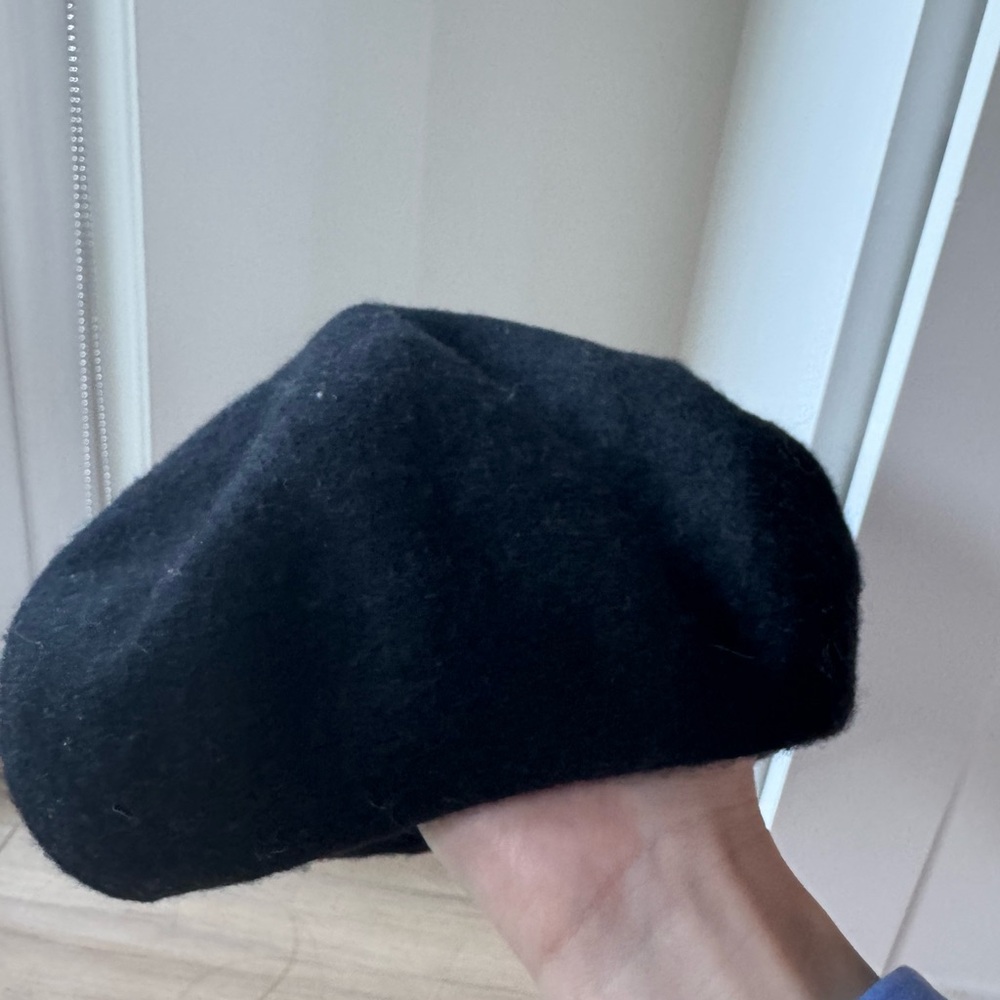 Classic Black Wool Beret
